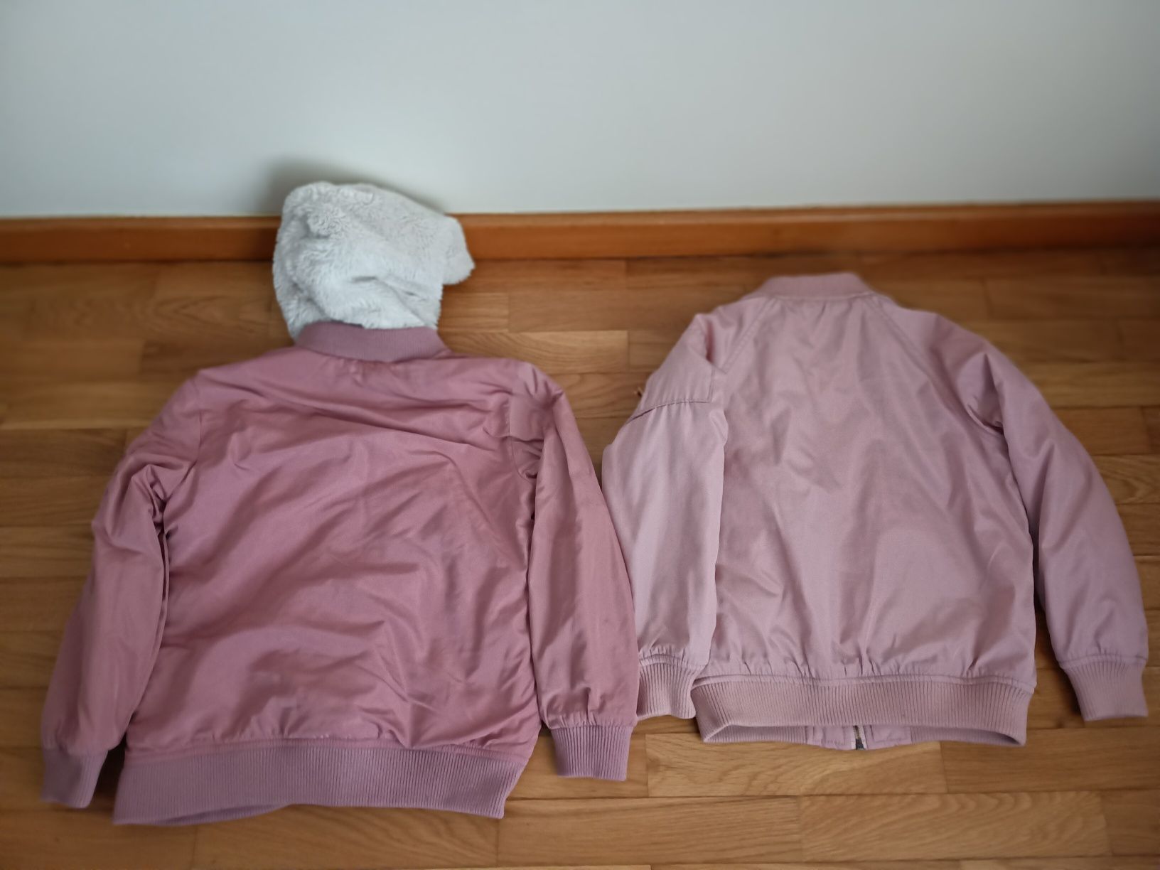 2 casacos de menina 9-10 anos como novos