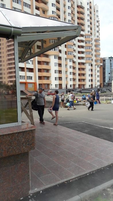 Продажа Помещения м.пр.Победы - возле метро (красная линия )