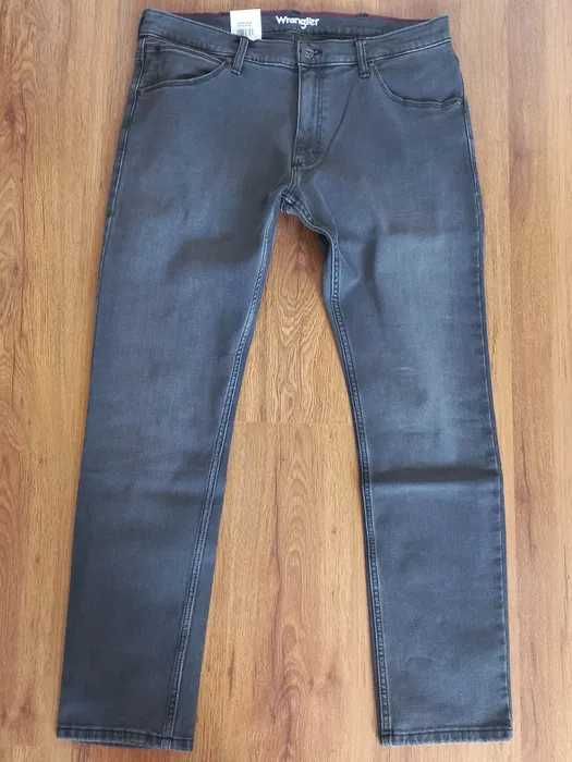 Męskie Jeansy Wrangler, Slim, rozmiar 38 /32