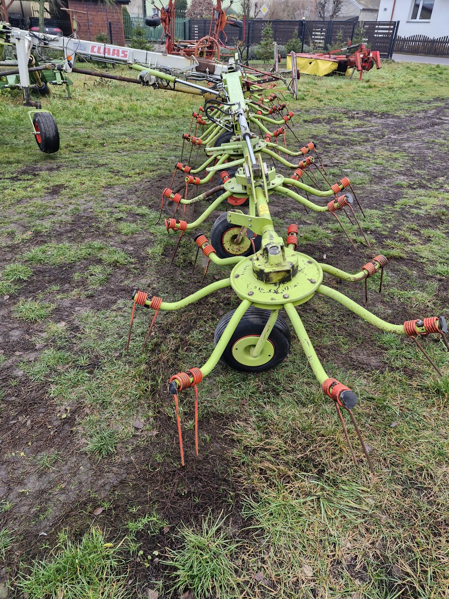 Sprzedam przetrzasarke claas volto 1050t