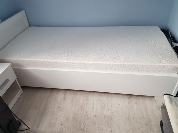 Łóżko 1-osobowe Majorka Bodzio + materac 90x200cm