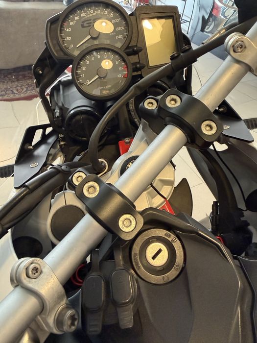 BMW F700GS como nova