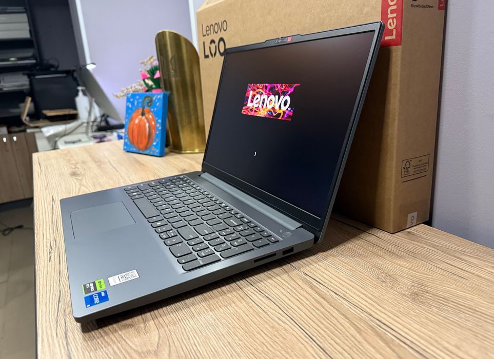 Lenovo LOQ E 15  i5 12450HX /16 Ram/ 512/ 3050/ FHD IPS