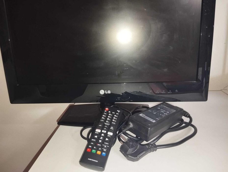 Tv/Monitor LG 22''
