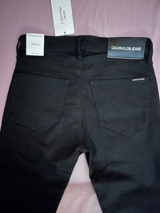 Wyprzedaż spodnie męskie Calvin Klein Jeans.