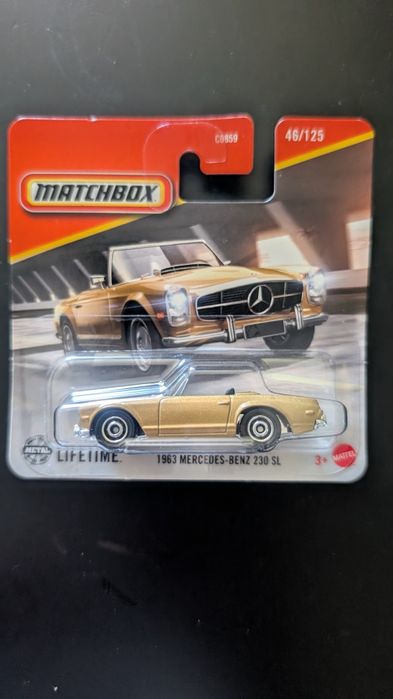 Miniatura matchbox Mercedes