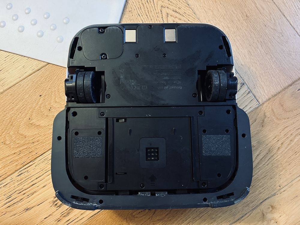 iRobot Bravaa Jet // mopujacy