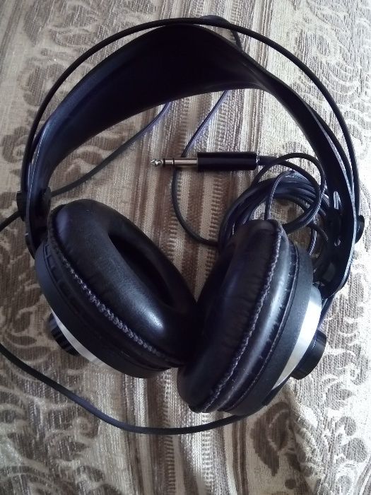 Наушники Akg k280 parabolic, k240 600ohms, Sennheiser hd265 linear