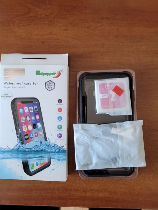 Etui  do  s10.           .