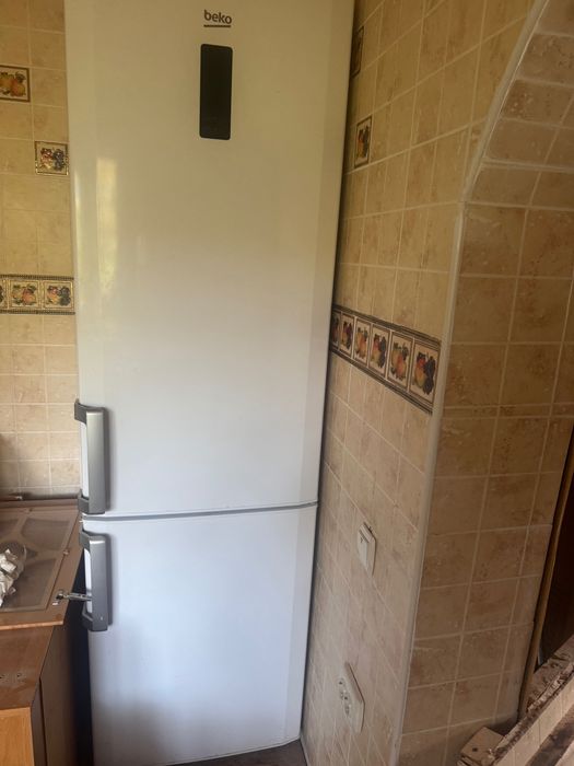 Холодильник beko 2 м