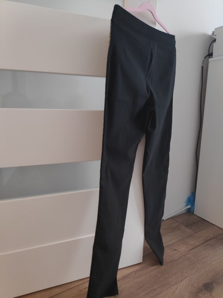 Spodnie czarne na gumce casual z lampasem L /XL