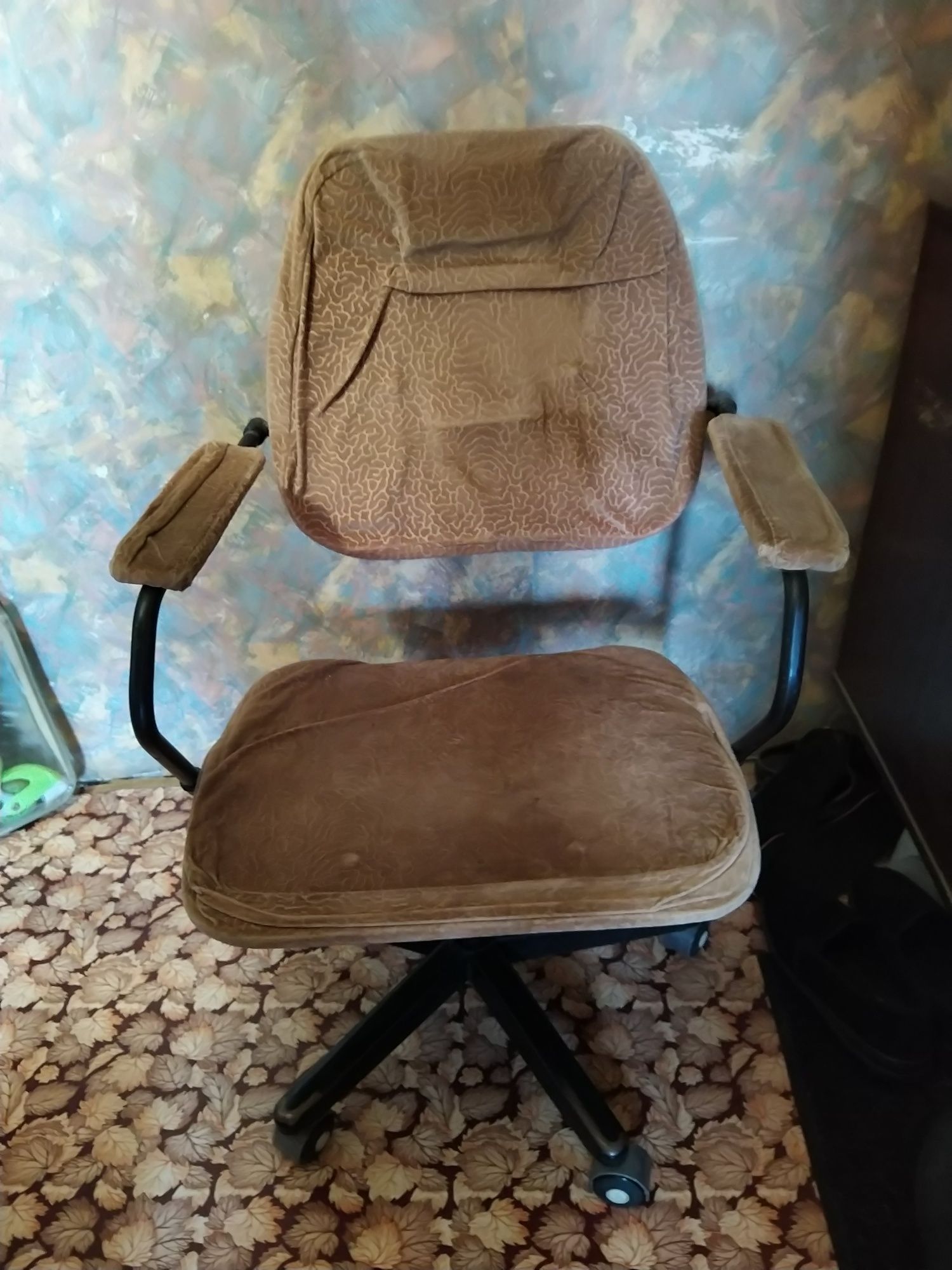 Кресло офисное, металл,текстиль