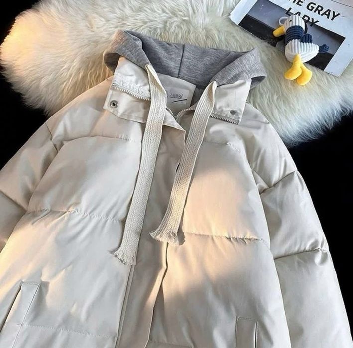 Жіноча зимова куртка