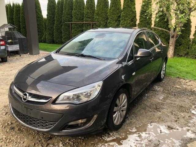 OPEL ASTRA J Benzyna + LPG 1.4 turbo