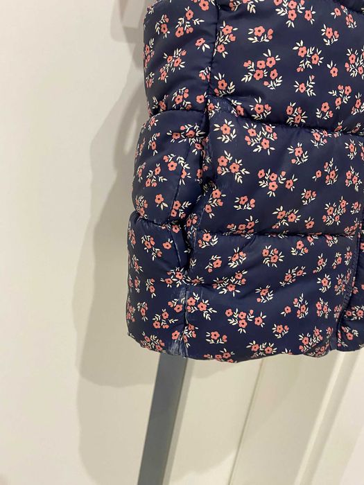 Śliczna kamizelka dla dziewczynki