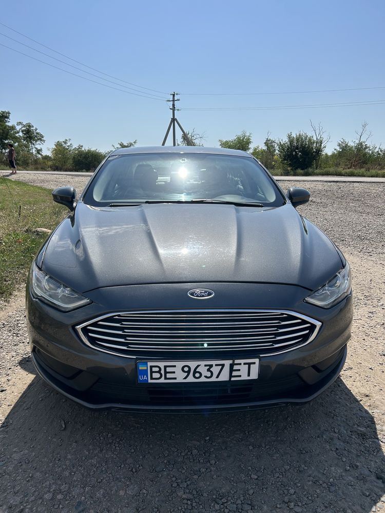 Ford Fusion 2016 року