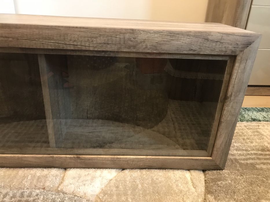 Witryna wisząca biblioteczka Black Red White Koen 2