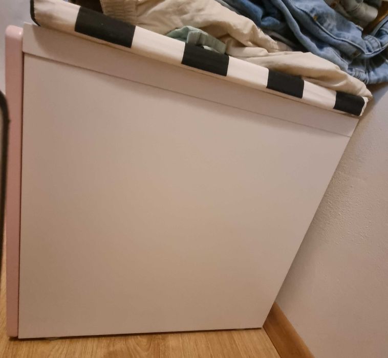 Ławka z pojemnikiem na zabawki IKEA różowa + poduszka GRATIS