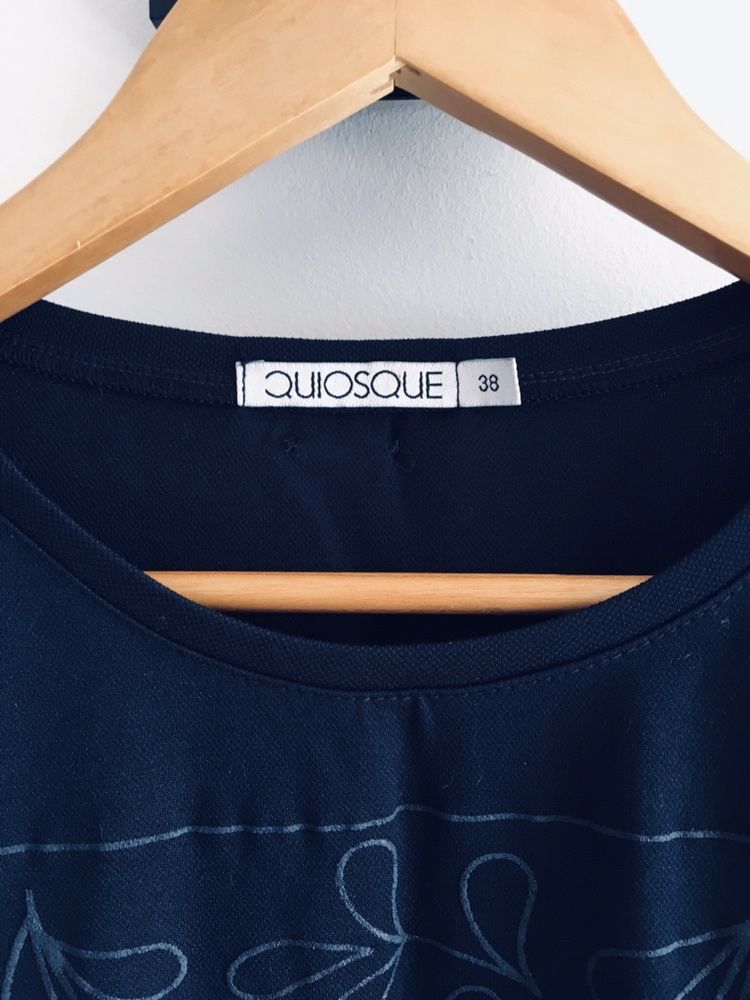 Bluzka granatowa wzór Quiosque basic