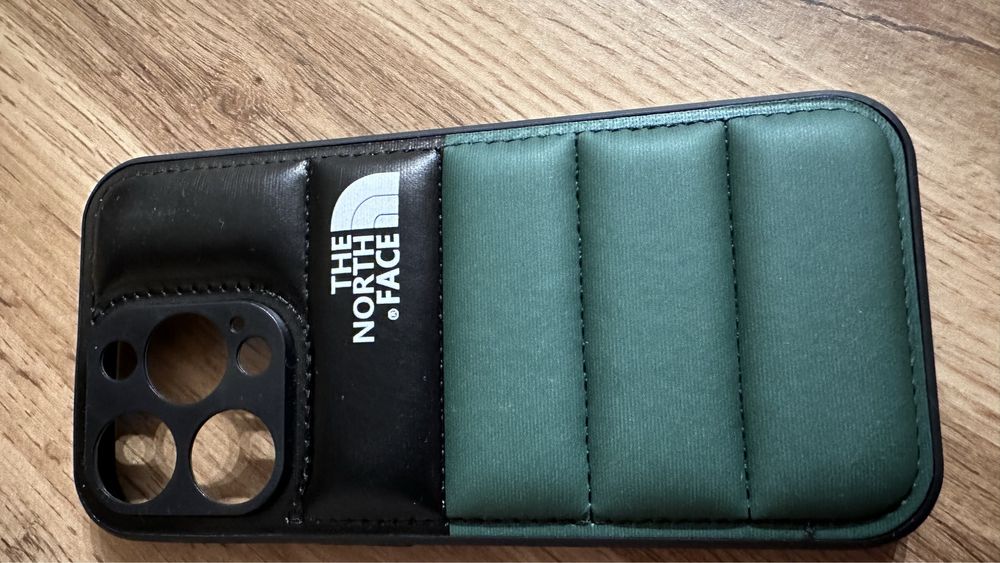 Etui The North Face Iphone 14 pro