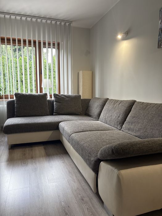 Szara kanapa narożnik sofa w dobrym stanie z funkcją spania
