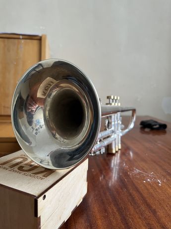 Труба Holton U.S.A. 227870 музичний інструмент