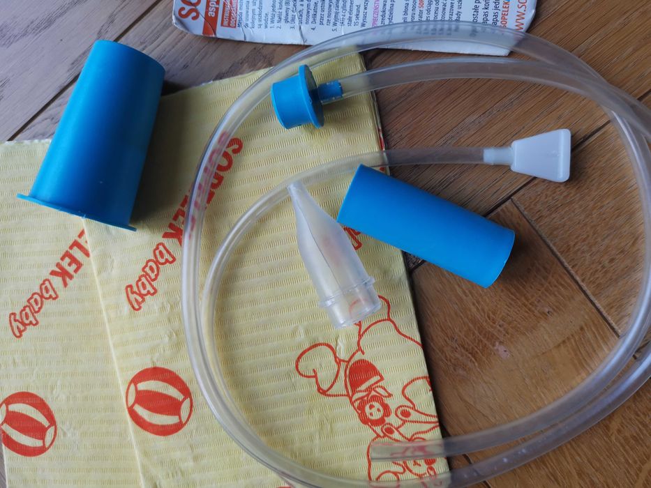 Aspirator Sopelek do nosa na katar