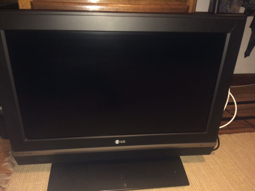 TV da  LG impecavel . Só 50€