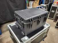 LOCKER Peli Pelican Case 1660 koła / pęknięcie / Faktura