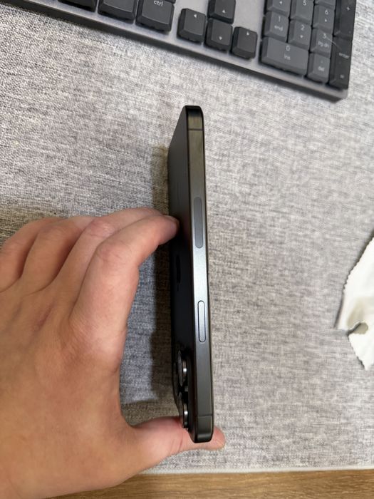 iPhone 15 pro max black 256gb USA e-sim