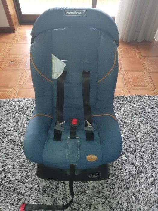 Cadeira de Bebê "Bebecar" (0-18Kilos)