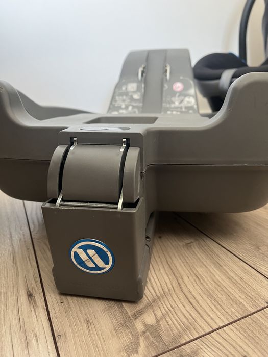 Fotelik nosidło i baza Avionaut Pixel