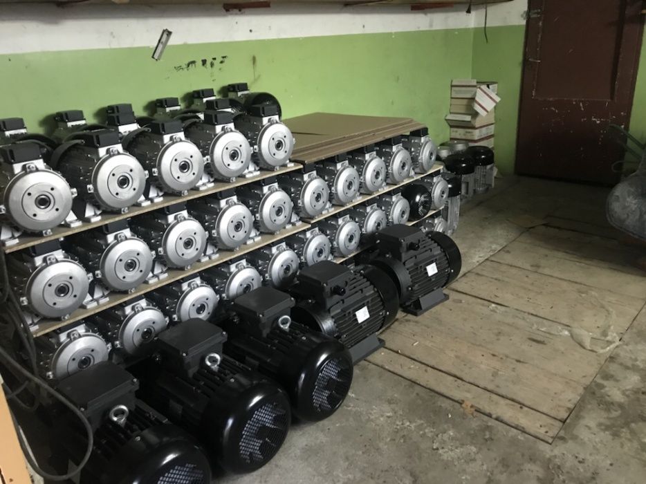 Електродвигатель rawel 15kw для Помпи hawk PX 1550