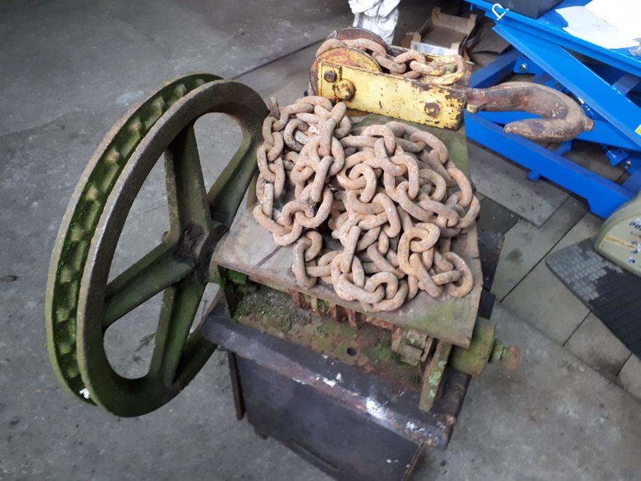 Wyciąg , łańcuch , hak