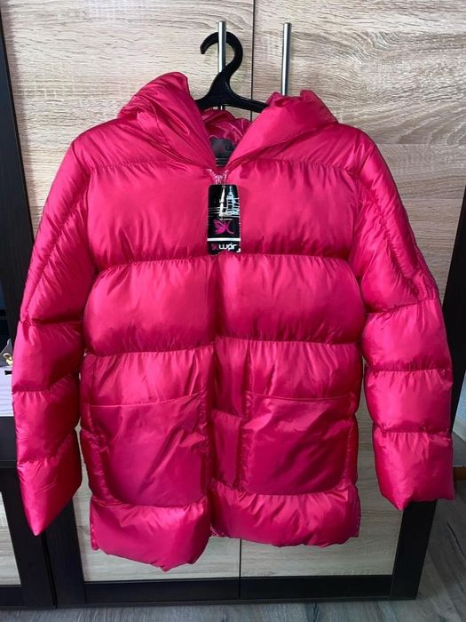 Зимова курточка нова жіноча