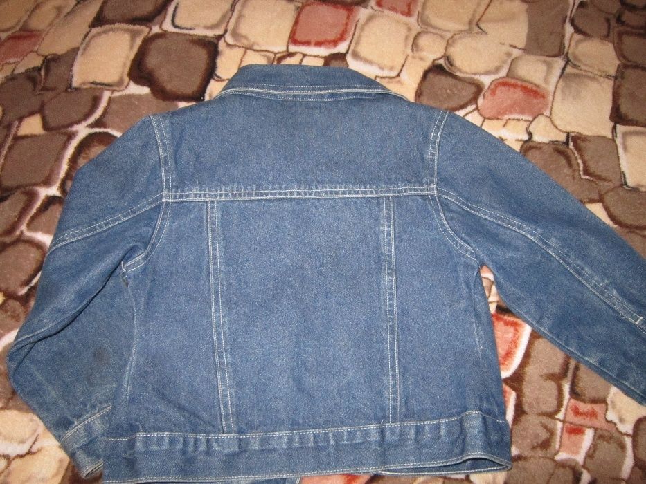 Куртка джинсовая для девочки 4г.