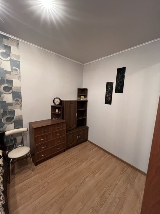 Продам 3-х кімнатну квартиру на Югоці
