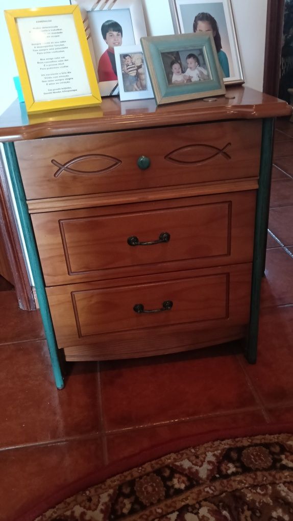 Mesa de cabeceira