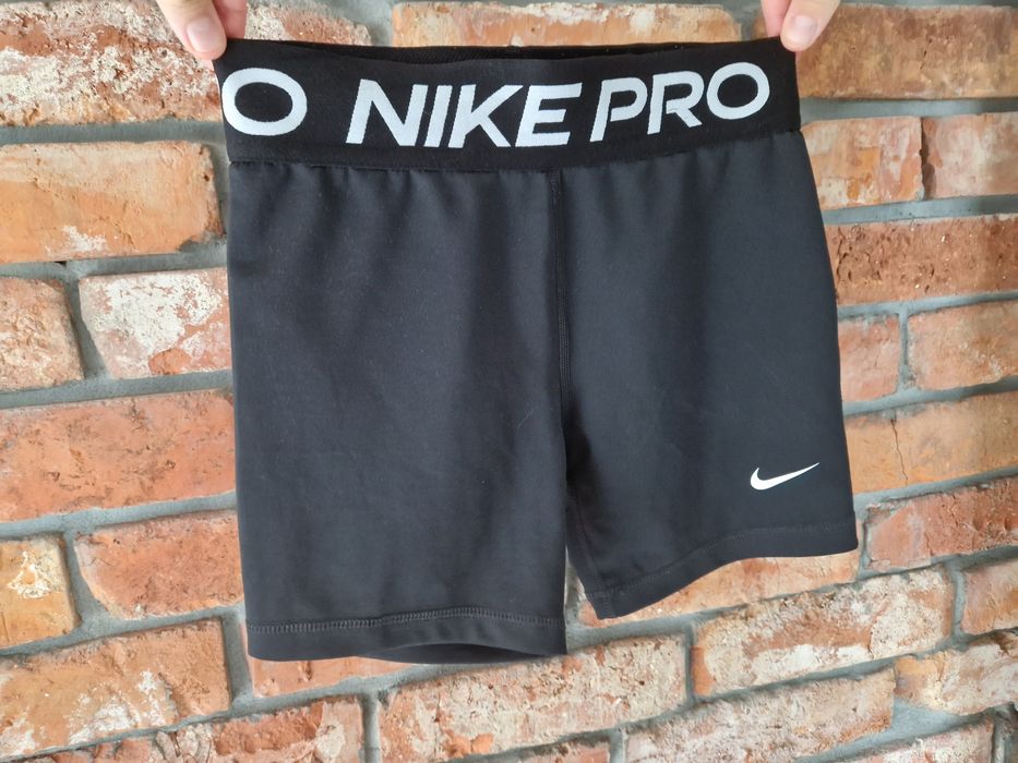 Nike Performance Nike PRO krótkie leginsy spodenki 146 156