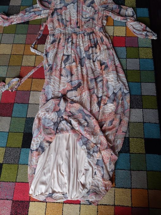 Продам ніжно рожеве шифонове плаття максі