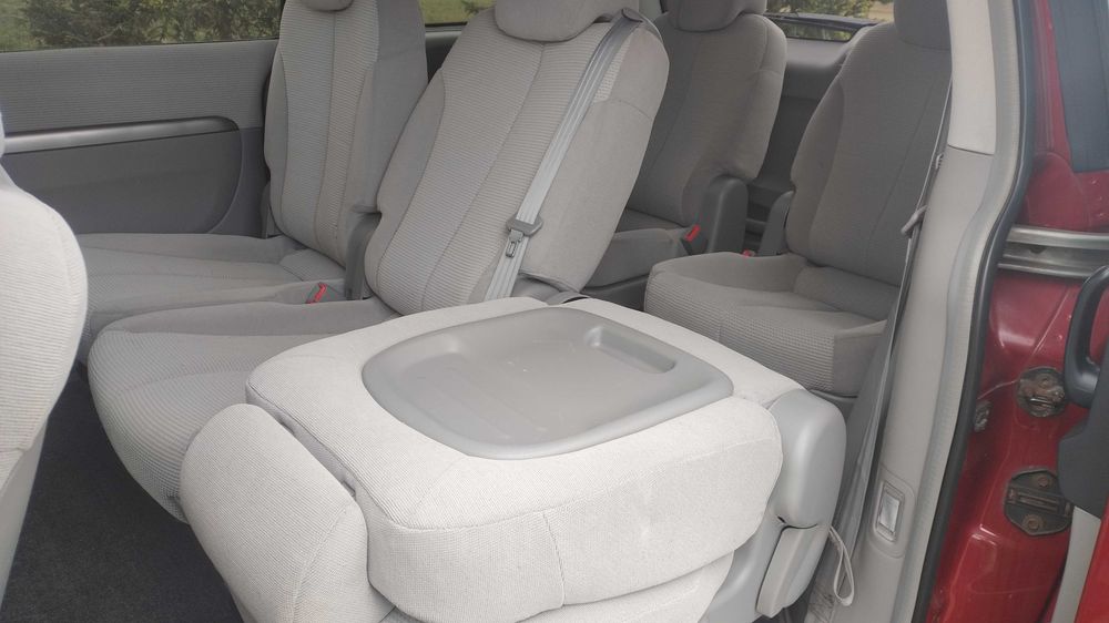 Sprzedam Kia Carnival z 2006r.