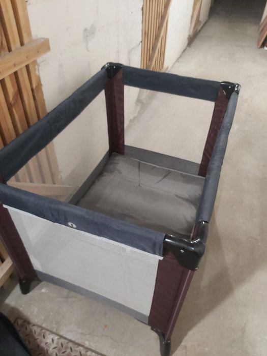 Łóżeczko turystyczne stan idealny