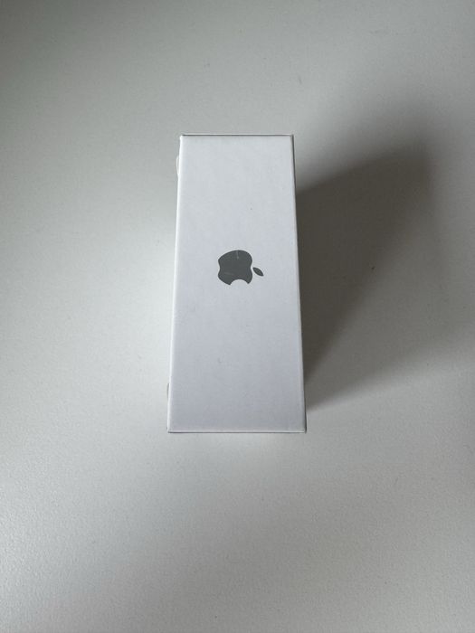 AirPods 4 com Cancelamento ativo de Ruído (ANC)