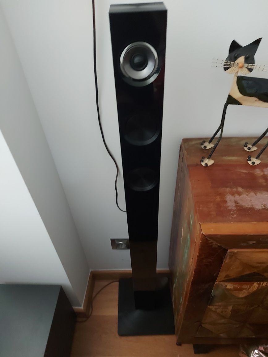 Sistema de Som LG S72T1-S — Home Cinema, 4 Colunas Torre + Subwoofer +