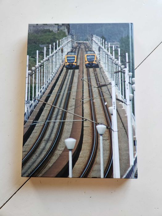 Livro trainspotter ferrovia em Portugal 2022