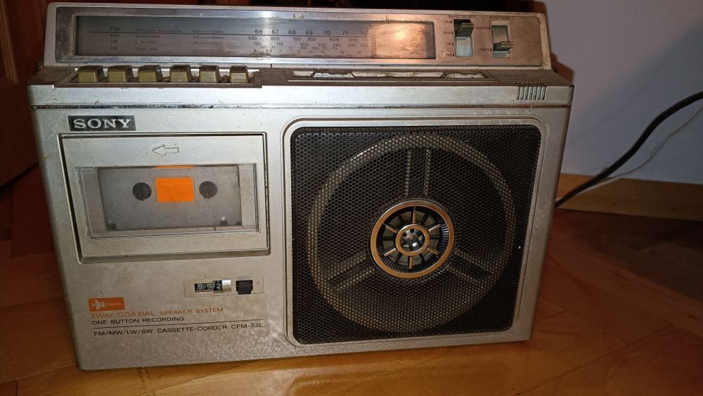 Radiomagnetofon Sony CFM-33L made in Japan