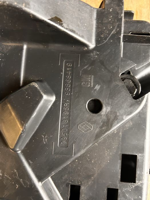 ZESTAW NAPRAWCZY koła zapasowego  lewarek Trafic III Vivaro B Talento