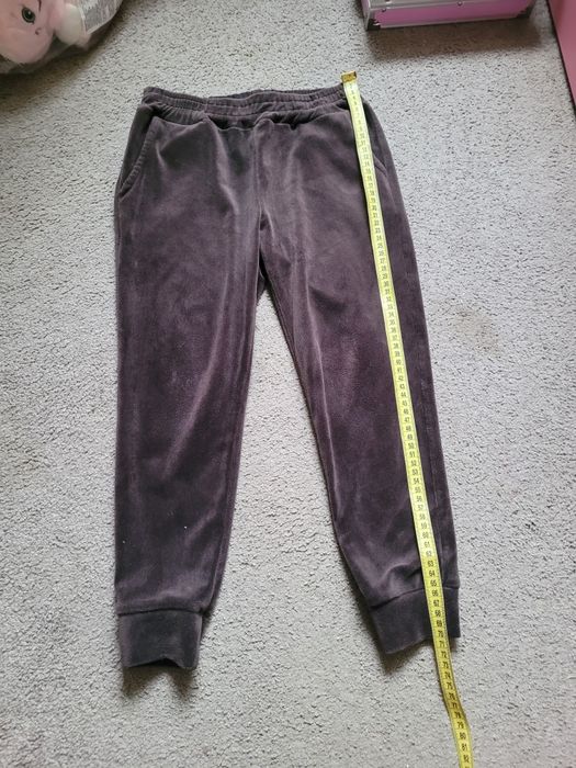 Komplet dresowy dla dziewczynki 134