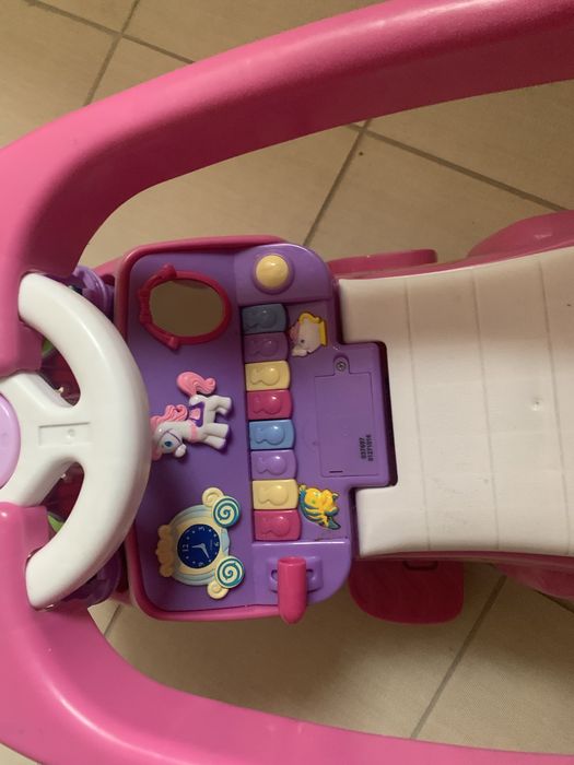 Дитяча машинка каталка-толокар