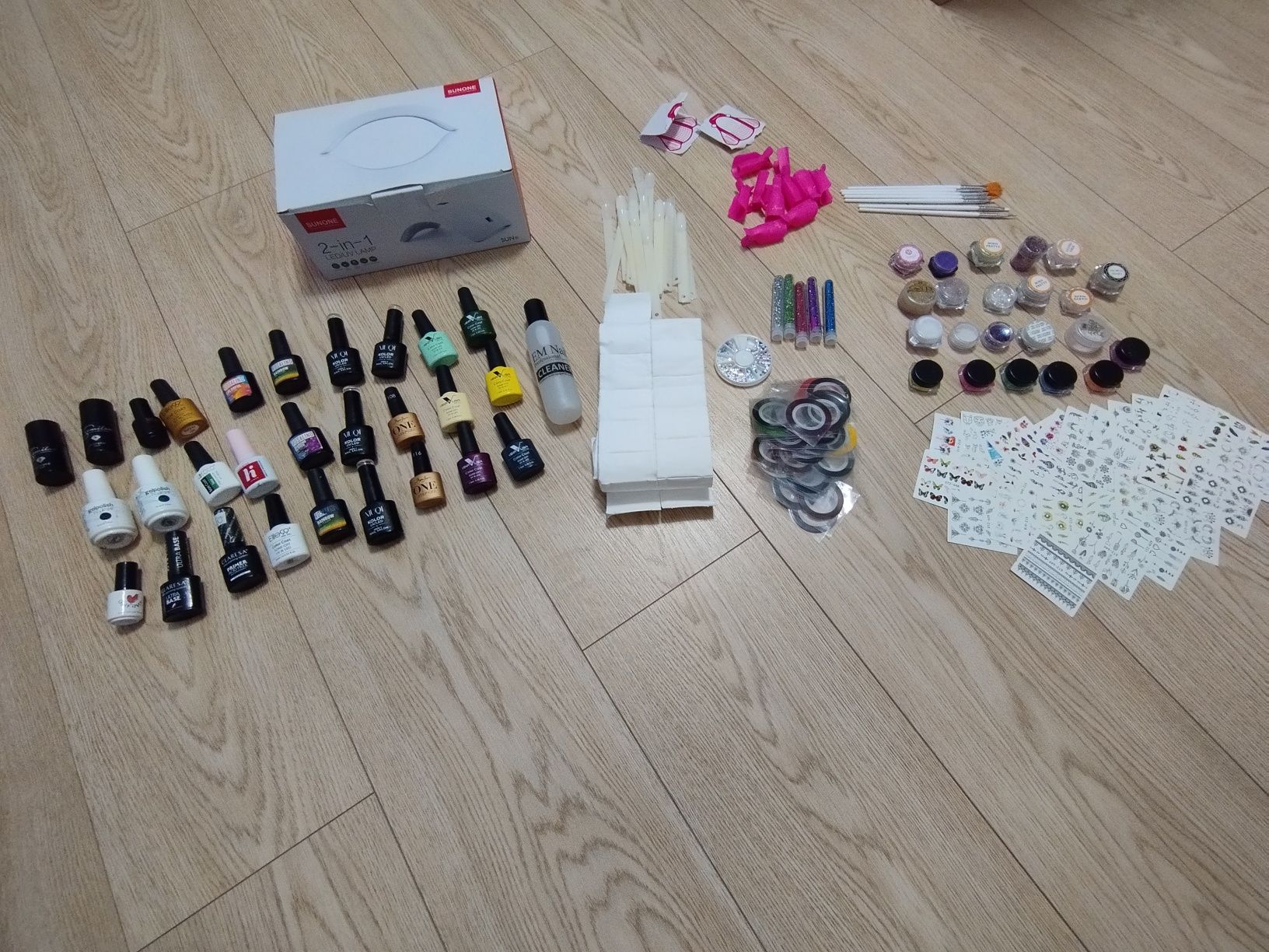 Zestaw do manicure hybrydowego